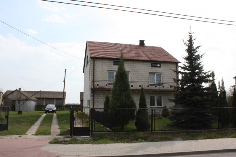 Dom i gospodarstwo rolne do sprzedaży w Jedlni Kościelnej